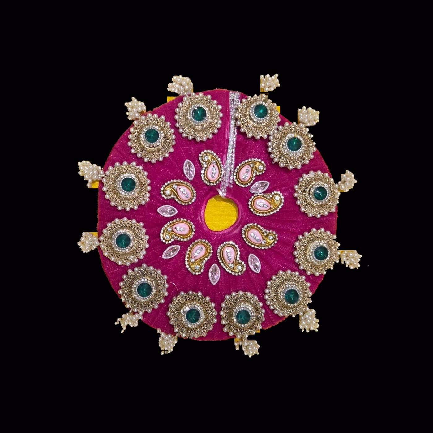 Magenta Emerald Pearl Cluster Poshak front view